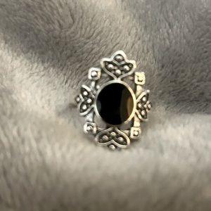 ❤️ 2 for $10 PRICE DROP 
Antiqued silver with Black Oval Ring